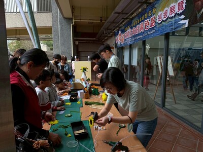 LINE_ALBUM_20251128校慶暨梵谷畫展_260102_16圖片