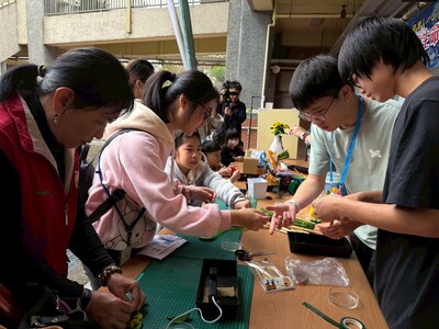 LINE_ALBUM_20251128校慶暨梵谷畫展_260102_13圖片