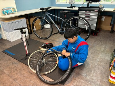 LINE_ALBUM_2026317七年級職探-自行車維修1.0_260318_9圖片